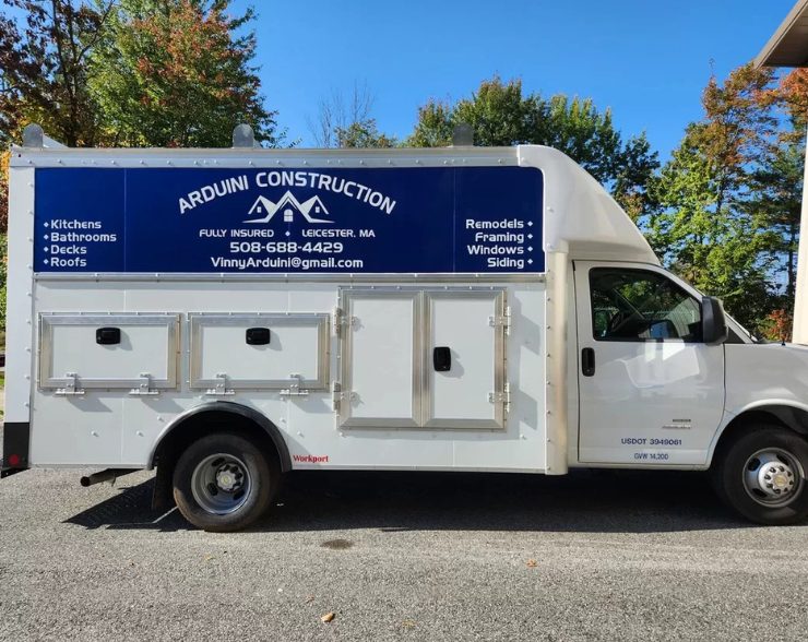 Magnetic Vehicle Signs in Auburn, MA